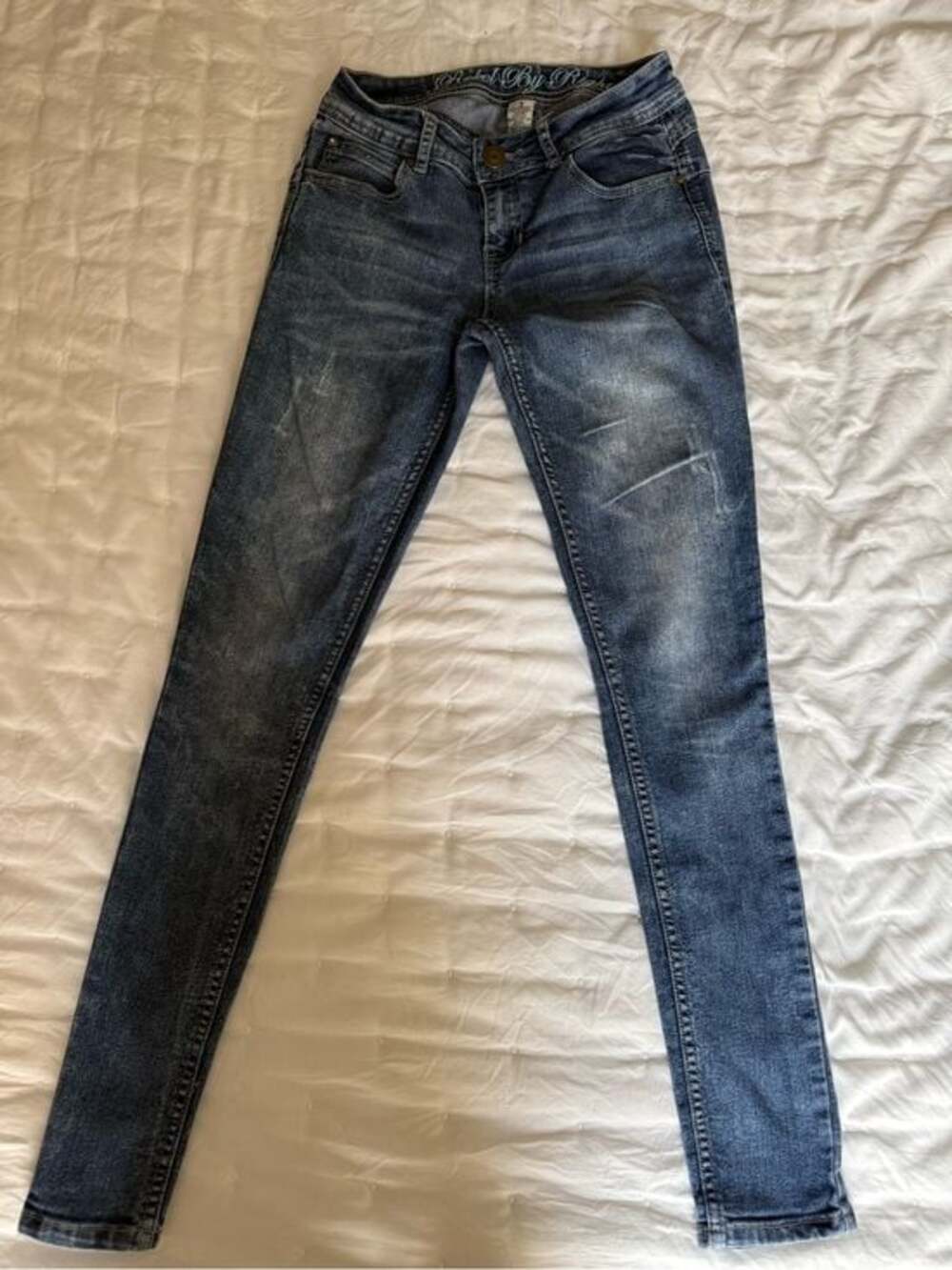 Women's Mid Wash Skinny Jeans - Stretch Denim